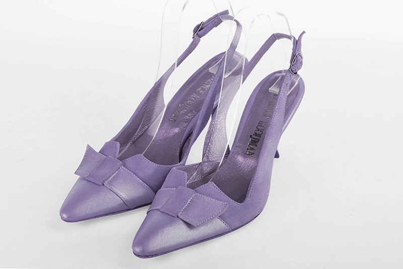 Lilac purple women's open back shoes, with a knot. Tapered toe. High spool heels. Front view - Florence KOOIJMAN